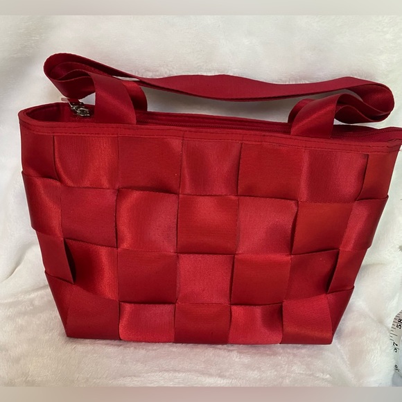 Seatbelt Purse (Red)  Woven Neutral Y2K
90s Top Handle Shoulder Bag. Preloved - Picture 4 of 10